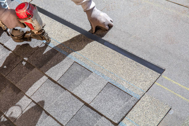 Best Flat Roof Repair Services  in Kingsford, MI